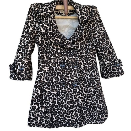 Chaqueta Forever 21 Mujer Talla S Leopardo Estampado Animal Texturizada Manga 3/4