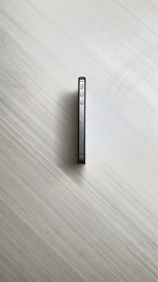 iPhone 4, Cases, Otter box holster, Moisture Proof Arm Strap, Wall & Car Charger - image 4 of 4