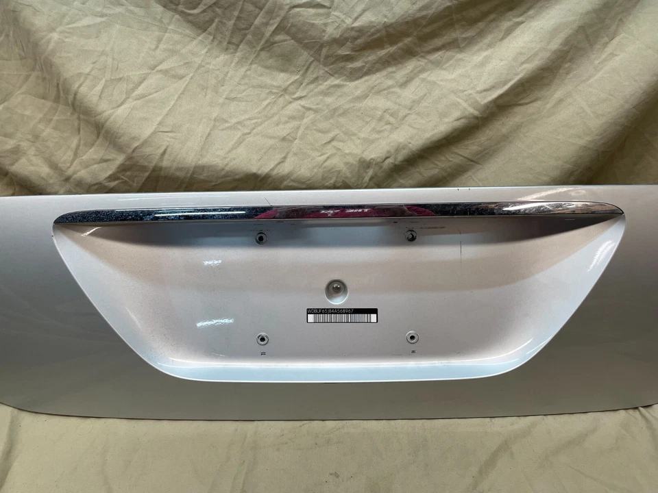 03-06 Mercedes W211 E55 AMG E500 sedán tapa maletero puerta trasera placa moldura OEM Foto 4 de 4