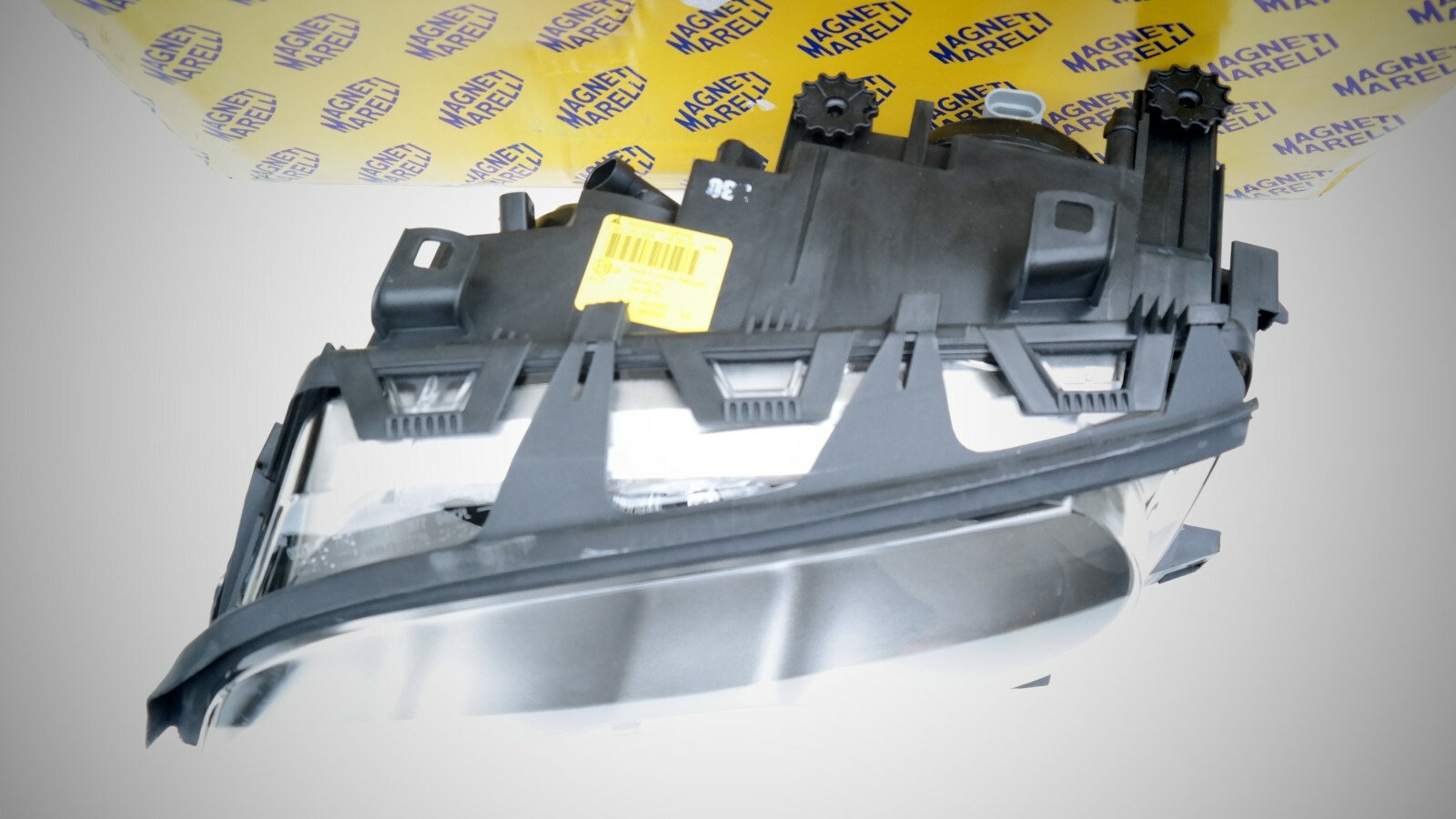 Phare Magneti Marelli LPF982 BMW M3 E46 éclairage xénon optimal - 4