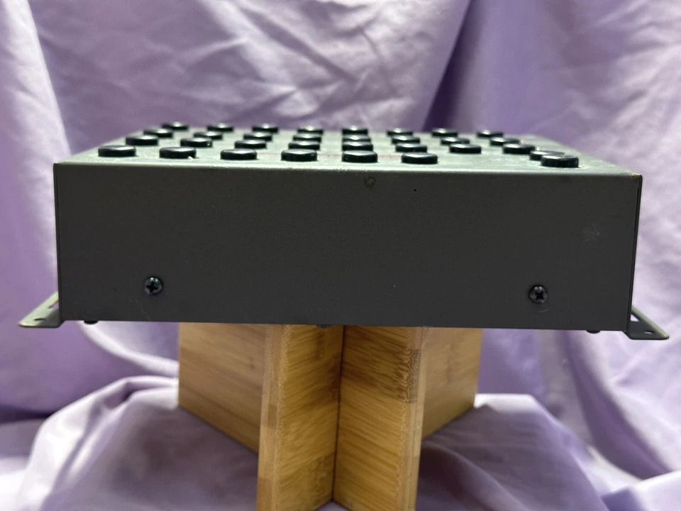 AudioControl EQT Pair Gen 1 Mono 30-Band 1/3 Oct Audiophile EQ Preamp SQ HiFi - Image 4 of 4