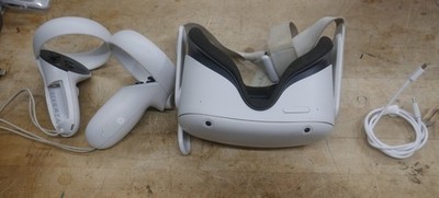 Meta Oculus Quest 2 (256GB) VR Headset w/ Controllers KW49CM  USED  READ