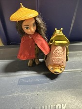 Disney Raya And The Last Dragon Doll And Figure Set Raya And Tuk Tuk