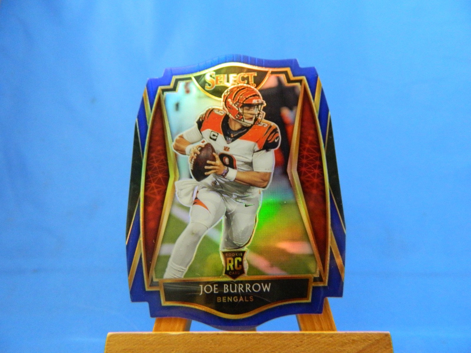 Joe Burrow Select 2020 RC Rookie Premier Level Die Cut Blue Prizm #146