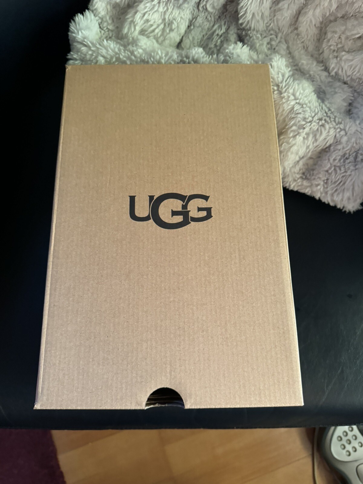 SAOLA Ugg scatola di ricambio SOLO zoccoli Goldens taglia 9