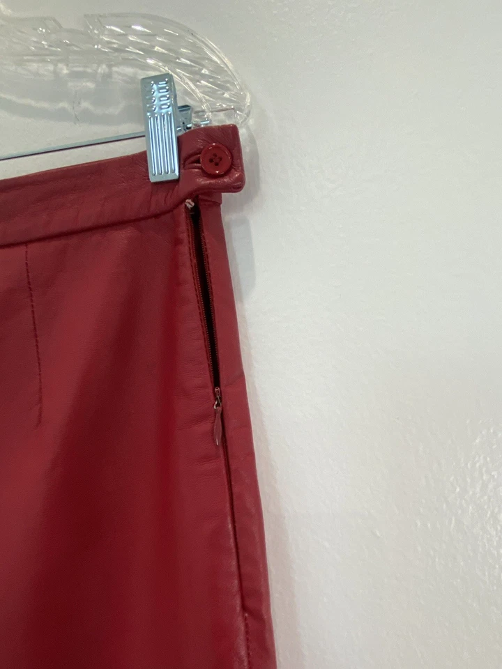 Clío 100% Leather Red Vintage High Rise Straight Leg Pants Size 10 - Image 3 of 4