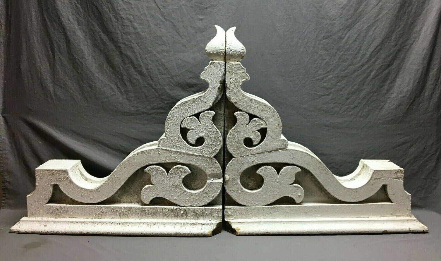 Pair Large Antique White Roof Brackets Corbels Shabby Vintage Old Chic 1215-21BM