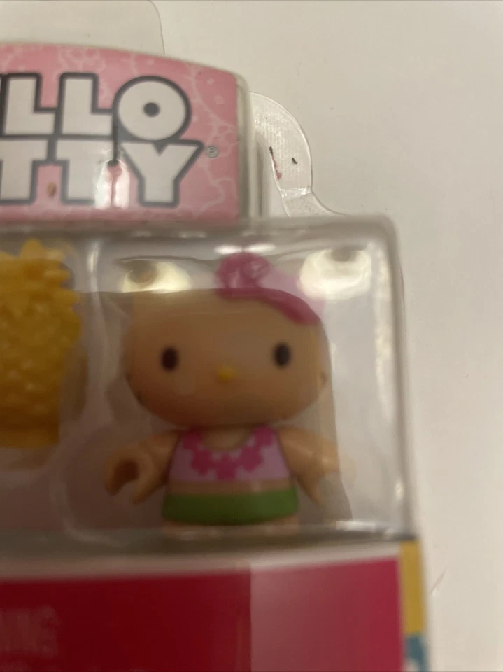 Mega Bloks Hello Kitty Hawaii Tiki Toy Figure  Free Shipping. New But Pre Owned - Image 3 of 4