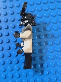 LEGO&reg; Ninjago Stone Army Warrior Giant Red Face 70591 Minifigure Njo0235