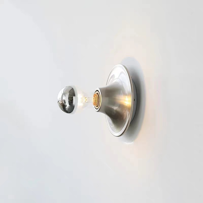 Applique murale LED design pour salon moderne noir et dore