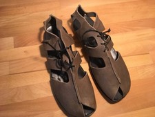 CYDWOQ leather sandals handmade khaki leather flat shoes 41 7