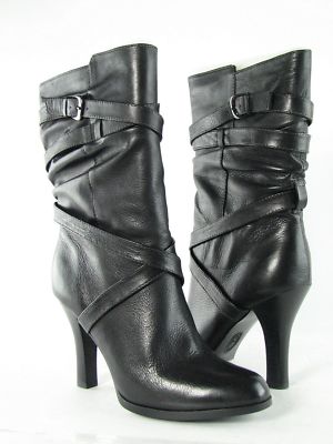 sofft boots black