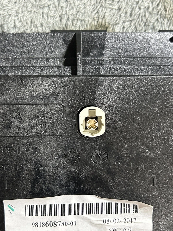 ECRAN GPS MULTIMEDIA TACTILE DS7 CROSSBACK 9818608780 DGT8CSTD-CEM00 - Photo 4/4