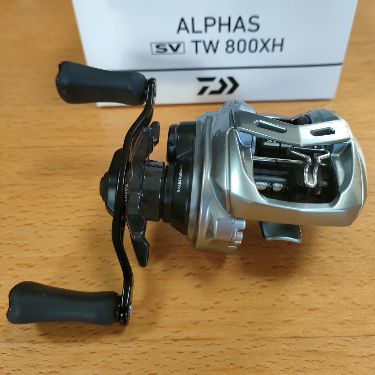 リール DAIWA ALPHAS SV TW 800S-XHL ダイワ アルファス SV TW 800S-XHL (リール) 価格比較 - 価格.com