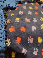 Fleece fabric no sew blanket - paw prints and hearts