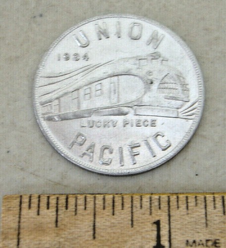 UNION PACIFIC ~ GLÜCKSSTÜCK ~ 1934 ~ PROBE VON ALCOA ALUMINIUM DER NEUE ZUG ~ B - Bild 2 von 3