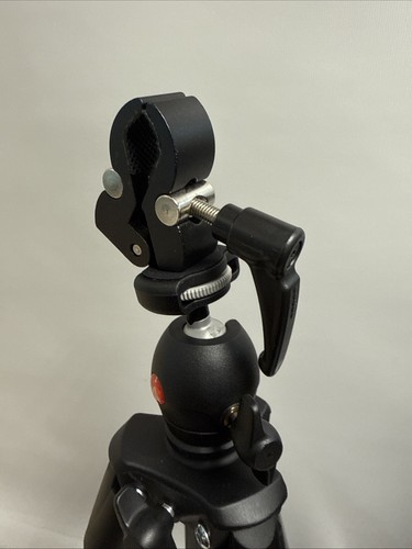 Manfrotto Compact Light Aluminum Tripod (Black) - Picture 4 of 5