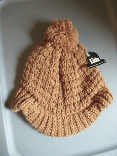 NWT 70's 80s Vintage Lids Beige Acrylic 