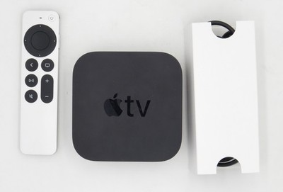 Apple TV 4K 2nd Gen 32GB Media Streamer A2169 MXGY2LL/A - Black