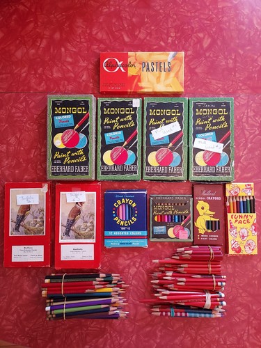 VINTAGE Pastels or Mongol Paint w/ Pencils / Buffalo / Kids Colored Pencils READ