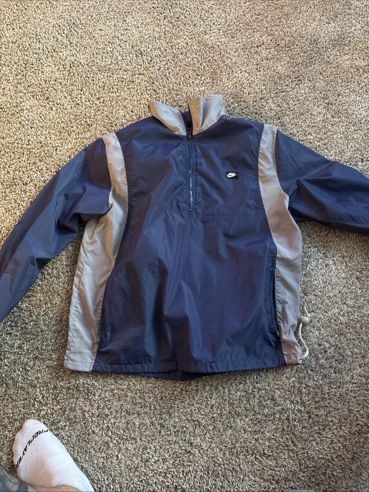 Nike Vintage Windbreaker. Size L
Opens in a new window or tab