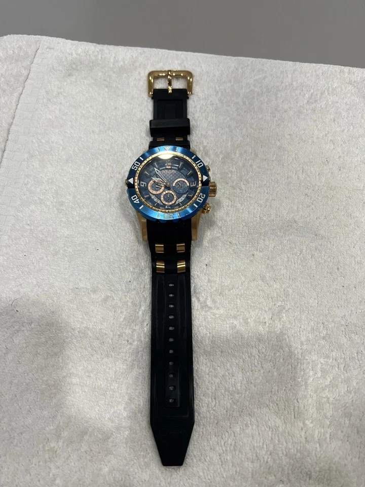 Invicta Jason Taylor 24169 玫瑰金和蓝色 200 米硅胶表带 — 第 4/4 张图片