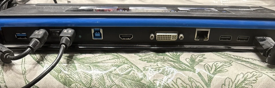 Targus ACP71USZ Universal USB 3.0 DV Docking Station with Power - Image 4 of 4