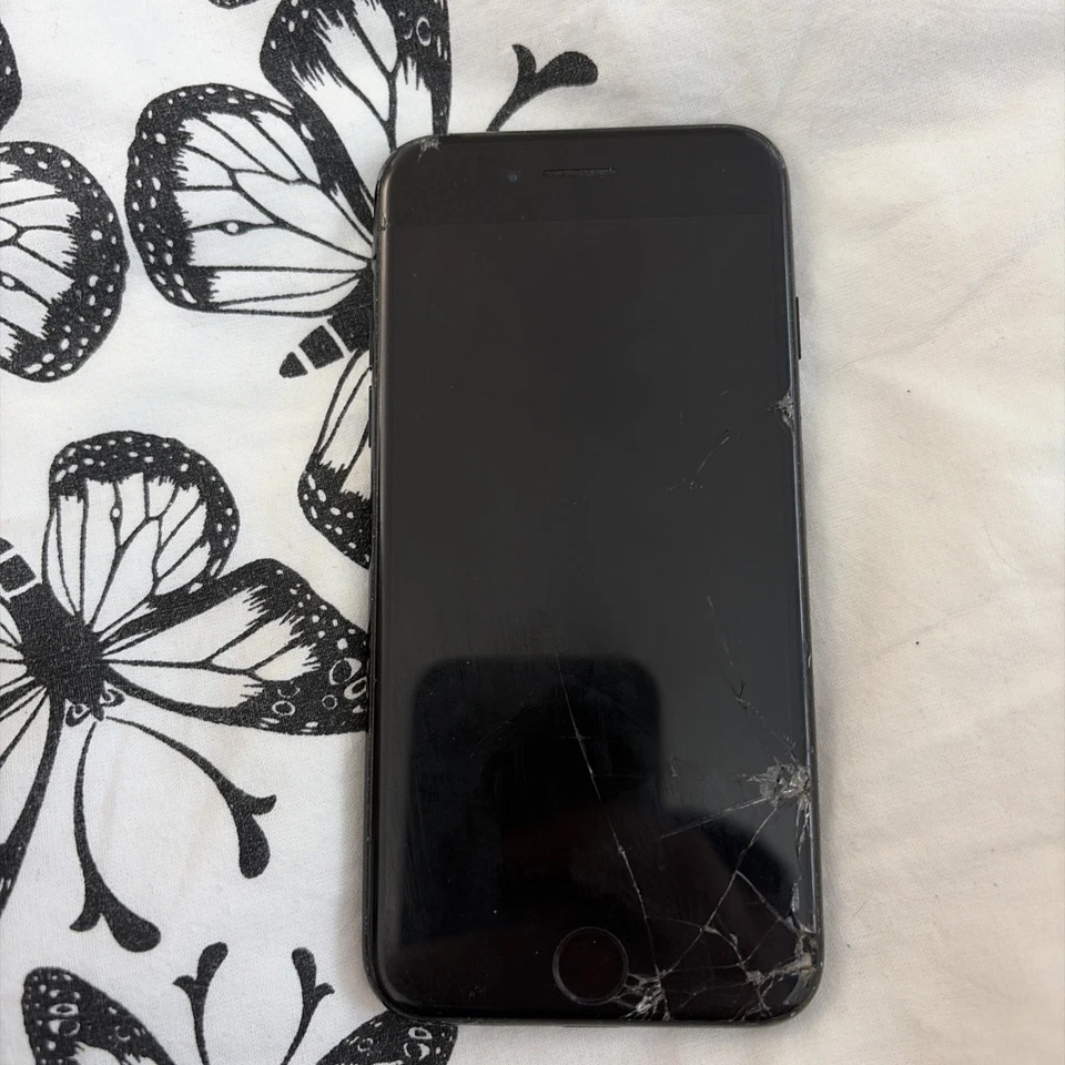 Apple iPhone 7 A1778 Nero Lucido Jet Black 256gb 4218 - Immagine 3 di 4