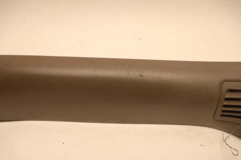 Cadillac XLR 2004-2005 parabrisas delantero izquierdo lado del conductor cubierta de moldura de pilar OEM Foto 3 de 4