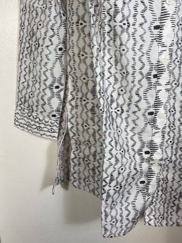 Roaman's Button Down Blouse Womens Plus 12W Black White Print LS Collared New - Picture 6 of 16