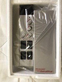 Nintendo NES Satellite Remote Control Module - Open Box_UNUSED_Beautiful