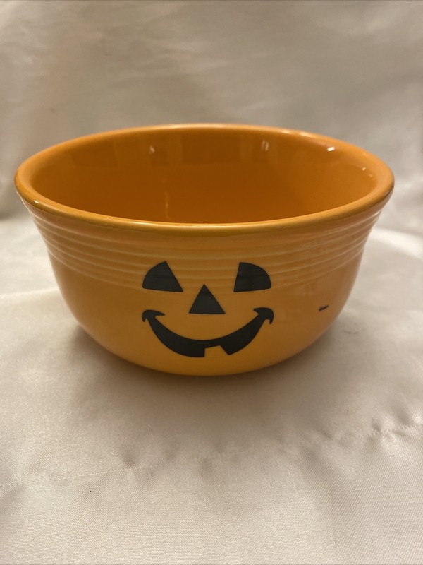 Fabulous Halloween Retired Happy Pumpkin Jack-O-Lant Laughlin Plate Cup Bowl Set