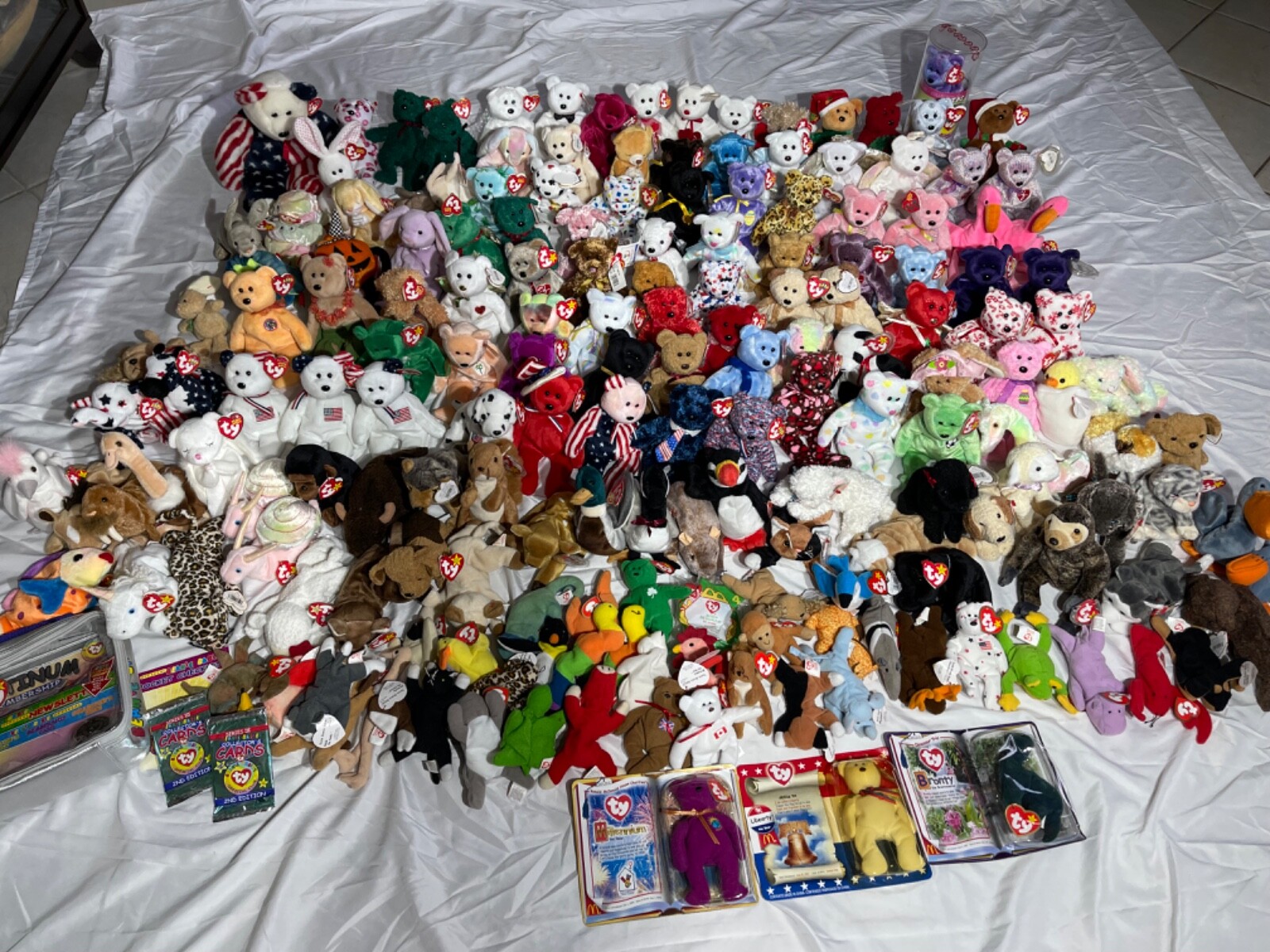 180+Lot of mint retired beanie babies all tagged some PVC pellets eBay