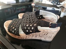 NEW Girl s SO Black mesh sandal 2 cork heel buckle close 13 MSRP 40