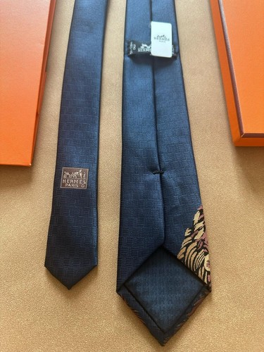 Hermes Men's Lion Tie NWT Widest 2.75" Navy Blue - Picture 5 of 6