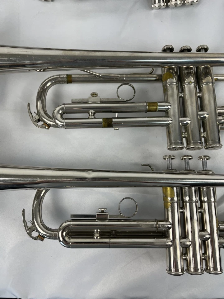 Juego de 5 trompetas Yamaha YTR-1310 Foto 3 de 4