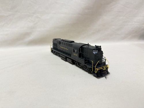 Broadway Limited - HO - PRR - Alco RSD-15 Diesel #8616 Sound/DC/DCC - Train 2432 - Picture 3 of 18