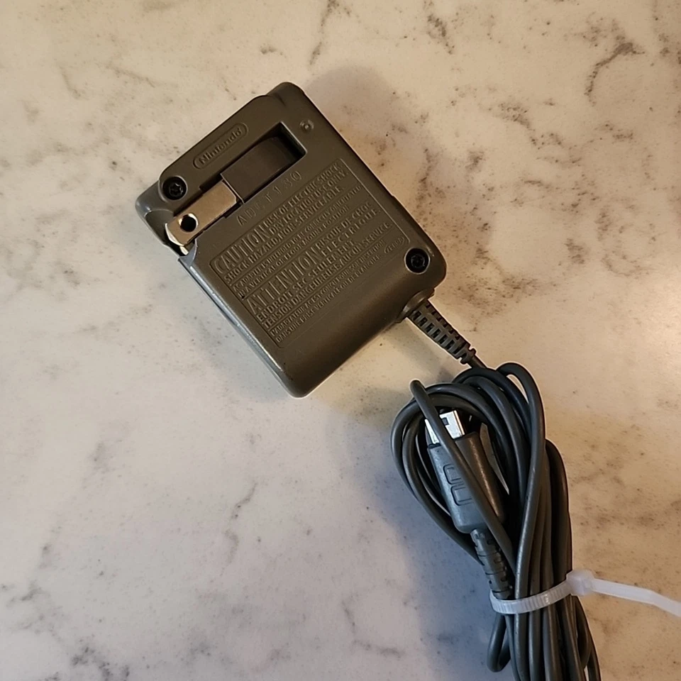 Nintendo DS Lite Charger Original Authentic USG-002 USG-001 Tested - Image 2 of 2