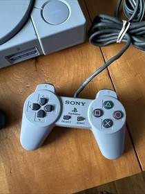 Sony PlayStation PS1 Gray Console 2 Controller BUNDLE W 5 Games Tested