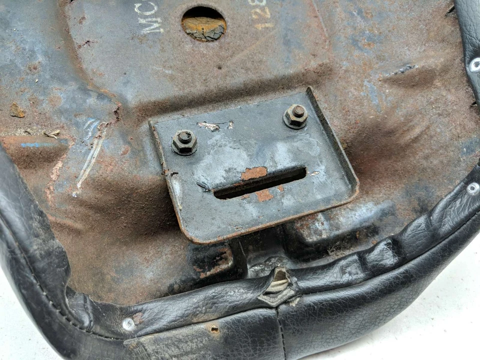 Honda CM450A CM 450 82 Hondamatic asiento completo de una pieza conductor pasajero Foto 3 de 4