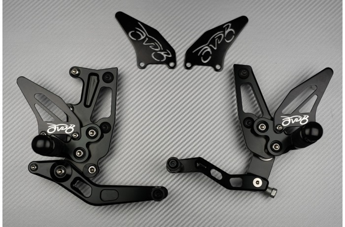 Commandes reculées réglables AVDB pour Speed Triple 1050RS grip maximal et position racing