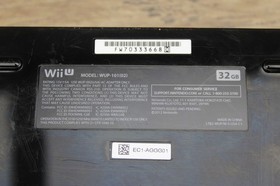 NINTENDO WUP-101(02) WII U CONSOLE & GAMEPAD W/ CORDS AND MOTION BAR 