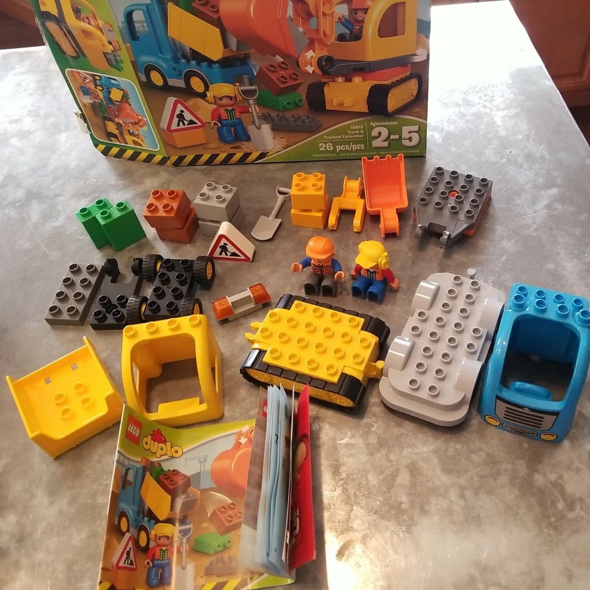 LEGO Duplo Truck Tracked Excavator constructuon set 10812 100 complete