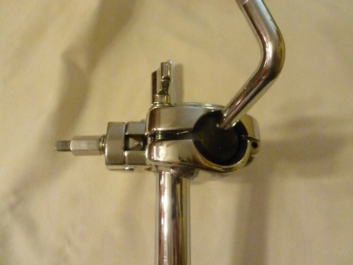 DOUBLE TOM MOUNTING POST - USED - CLEAN - GREAT SHAPE - Picture 7 of 11