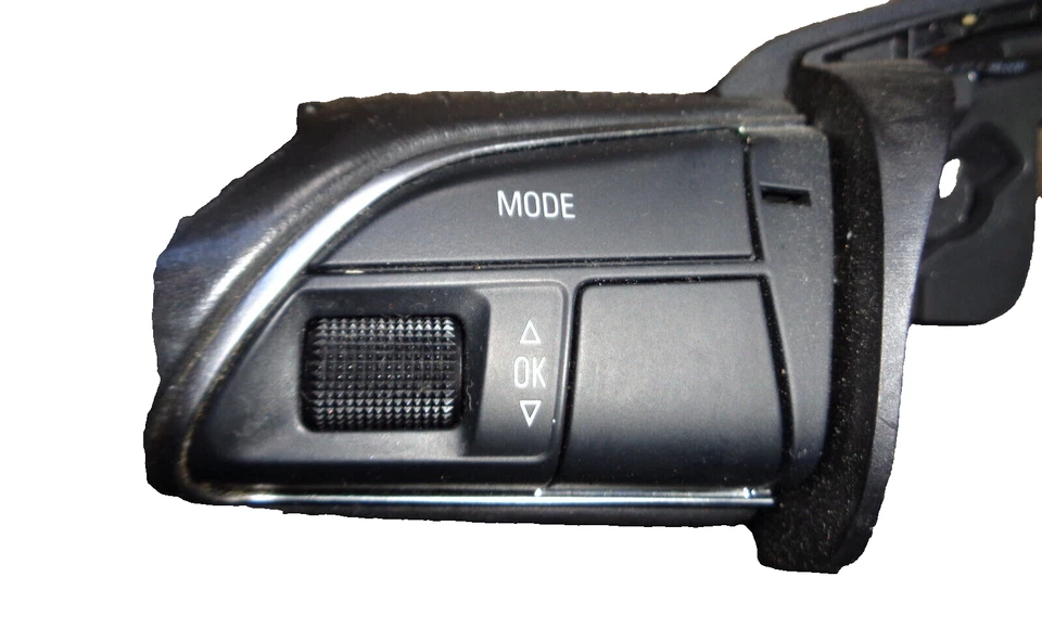 Lederlenkrad 4L0419091AC Multifunktion TRW Audi A4 8K Quattro Limo *US Modell - Bild 4 von 4