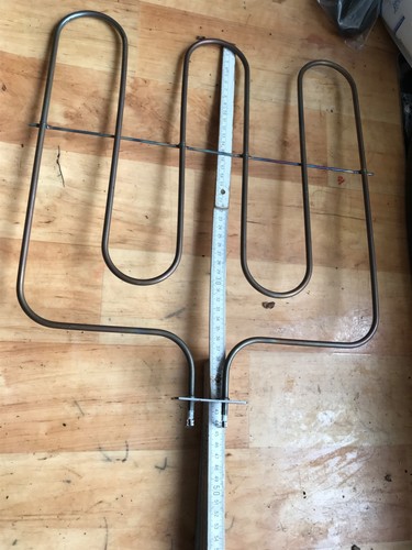 IRGA .Heizelement.Heizung  Backofenheizung . T.N- 4463740.  800 W. Gut.