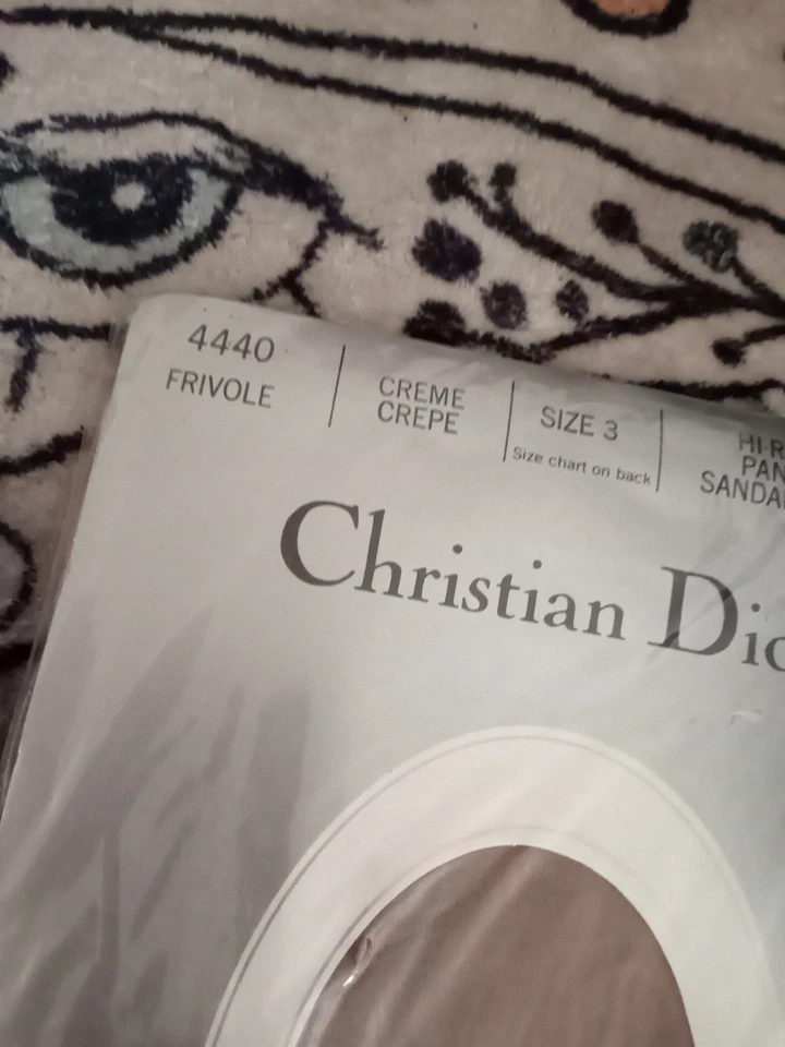 Christian Dior Pantyhose Size 3 Vintage 4440 Creme Hi-rise Panty Sandalfoot NIP - Image 2 of 4