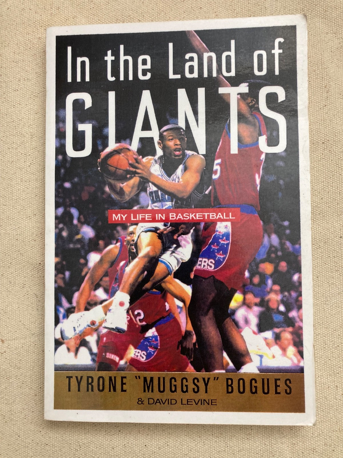 Tyrone Muggsy Bogues, In the Land of Giants, ** Signed Advance Proof **
