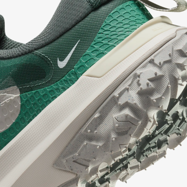 Nike ACG Mountain Fly 2 Low Shoes 'Vintage Green' (DV7903-300