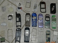 stock di pezzi di cellulari vari modelli NOKIA vintage rari come in foto 